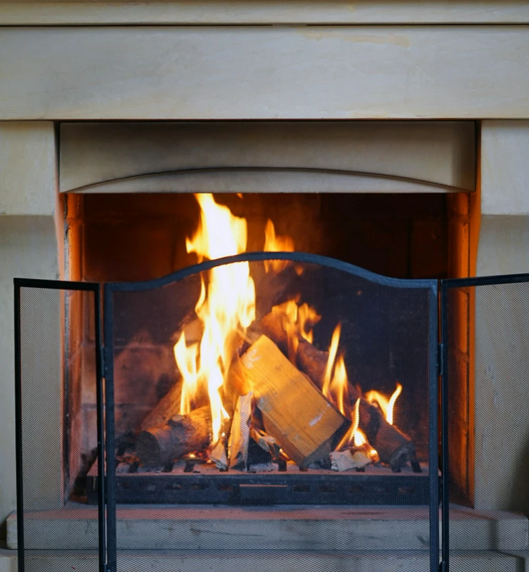 Otwarte palenisko w&nbsp;kominku