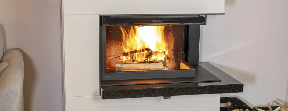 Ogień w&nbsp;kominku 